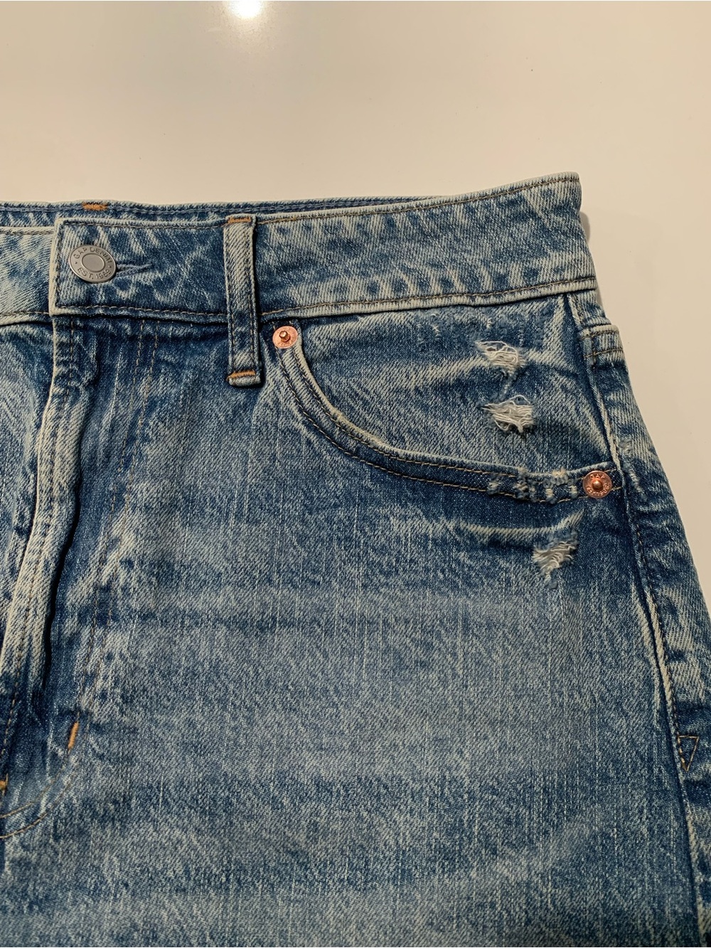GAP Light Blue Wash Denim Pencil Skirt, Raw Hem Front Slit Western Boho Tall 6T - Picture 7 of 16